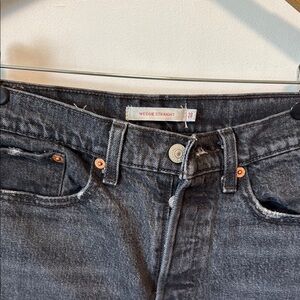 Levi’s Wedgie Straight Jeans 28